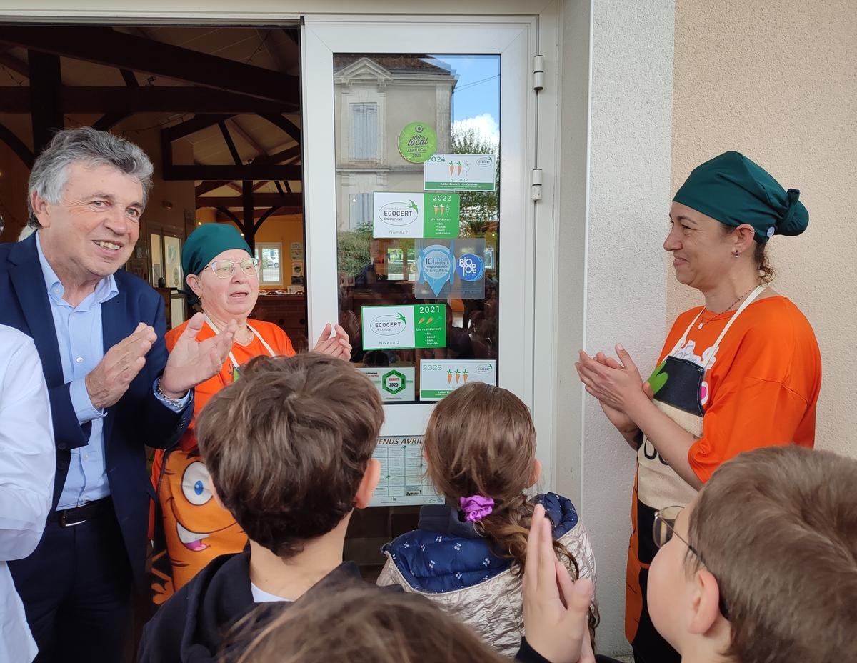 Du bio et du local au menu et une troisième carotte pour une cantine de Dordogne