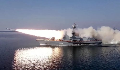 Guerre en Ukraine : Moscou annonce des essais de missiles anti-navires en mer du Japon
