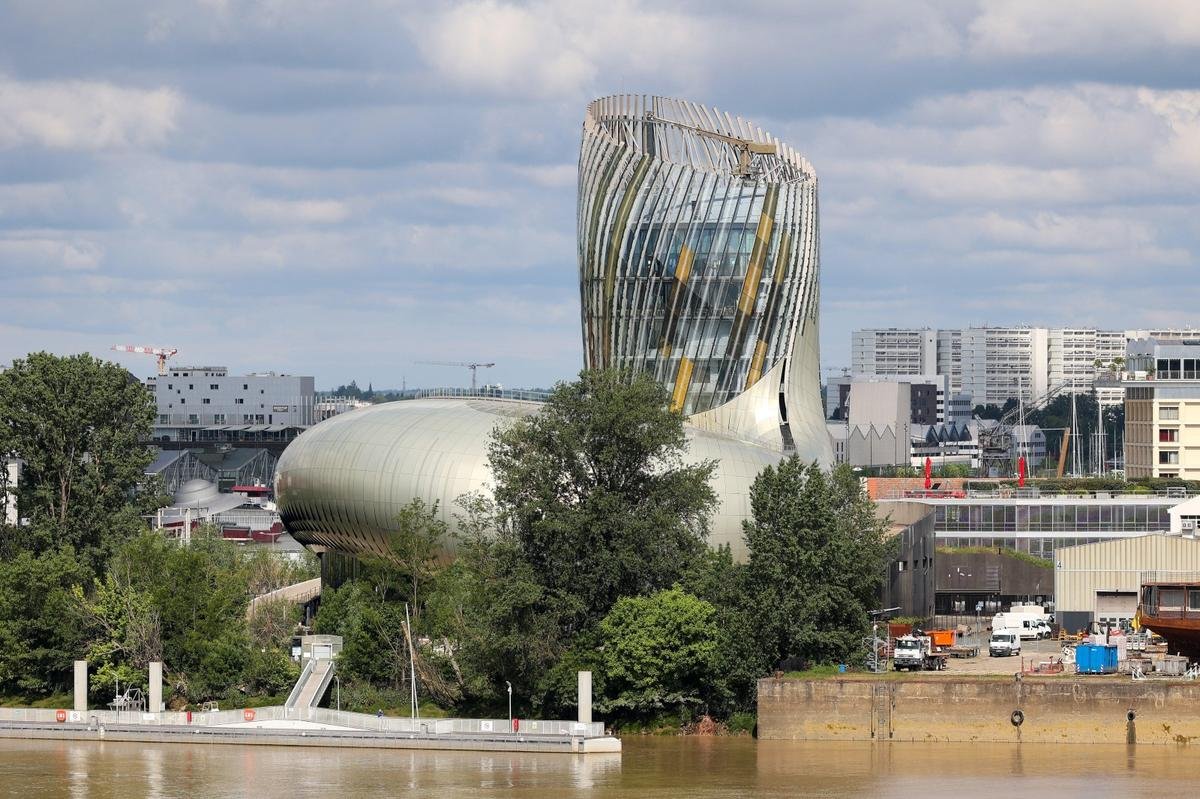 À Bordeaux, la Cité du vin a vocation à « être un tremplin en direction des vignobles »