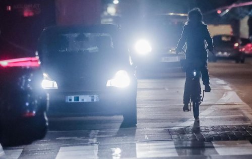 Bordeaux : des kits lumineux à nouveau distribués gratuitement aux cyclistes