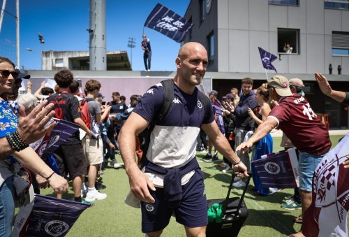Finale UBB - Northampton. Autour de 500 supporteurs pour le départ des joueurs : « Ce moment-là, il est historique ! »