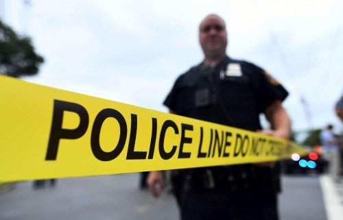 États-Unis : une adolescente, séquestrée sept ans dans une cage pour chien, s’échappe