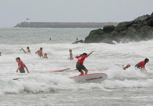 Anglet : où apprendre le surf