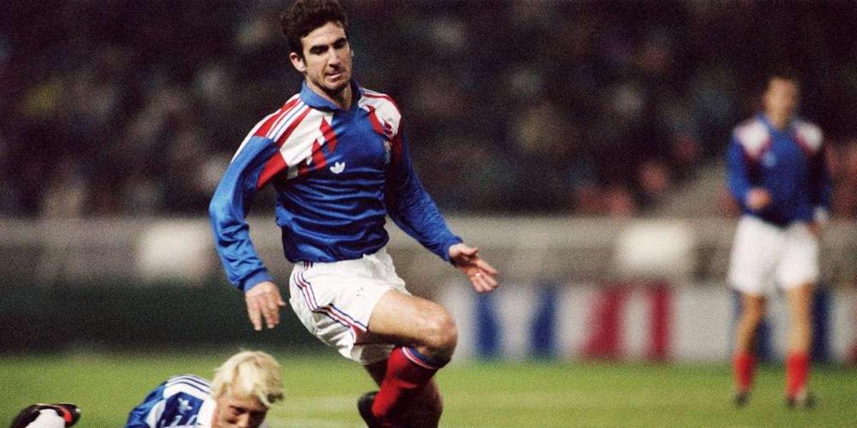 Football : il y a 30 ans, Eric Cantona raccrochait (une première fois) les crampons