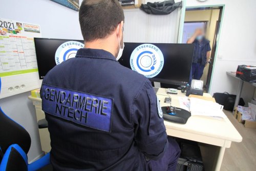 Un jeune majeur condamné pour téléchargement de fichiers pédopornographiques près de Bordeaux
