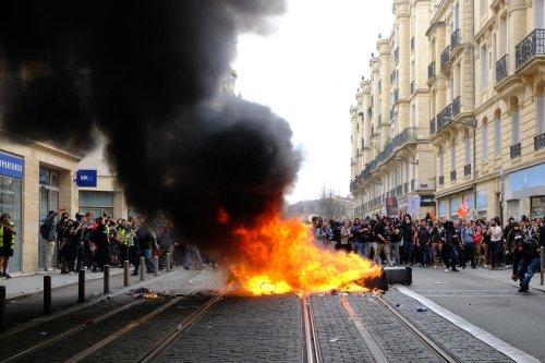 Grève du 23 mars à Bordeaux : « Il y a un grand ras-le-bol, une grande exaspération »