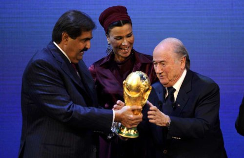 Coupe du monde au Qatar : les ONG en rêvent mais le boycott semble impossible
