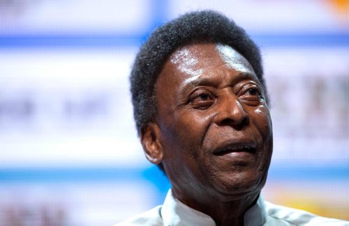 Football : Pelé hospitalisé en urgence, le Brésil s’inquiète
