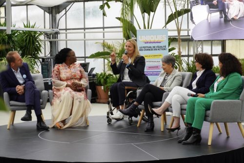 « Chacun a un potentiel » : À Anglet, le festival « Uniques » défend l’égalité des chances sur le marché du travail