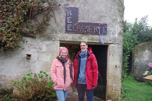 Un magasin où tout est gratuit ouvre en Gironde, « il faudrait que cet esprit de don devienne l’identité du Pays foyen »