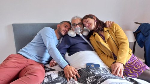 Fin de vie : « En Suisse, le matin de son suicide assisté, papa faisait encore des blagues »