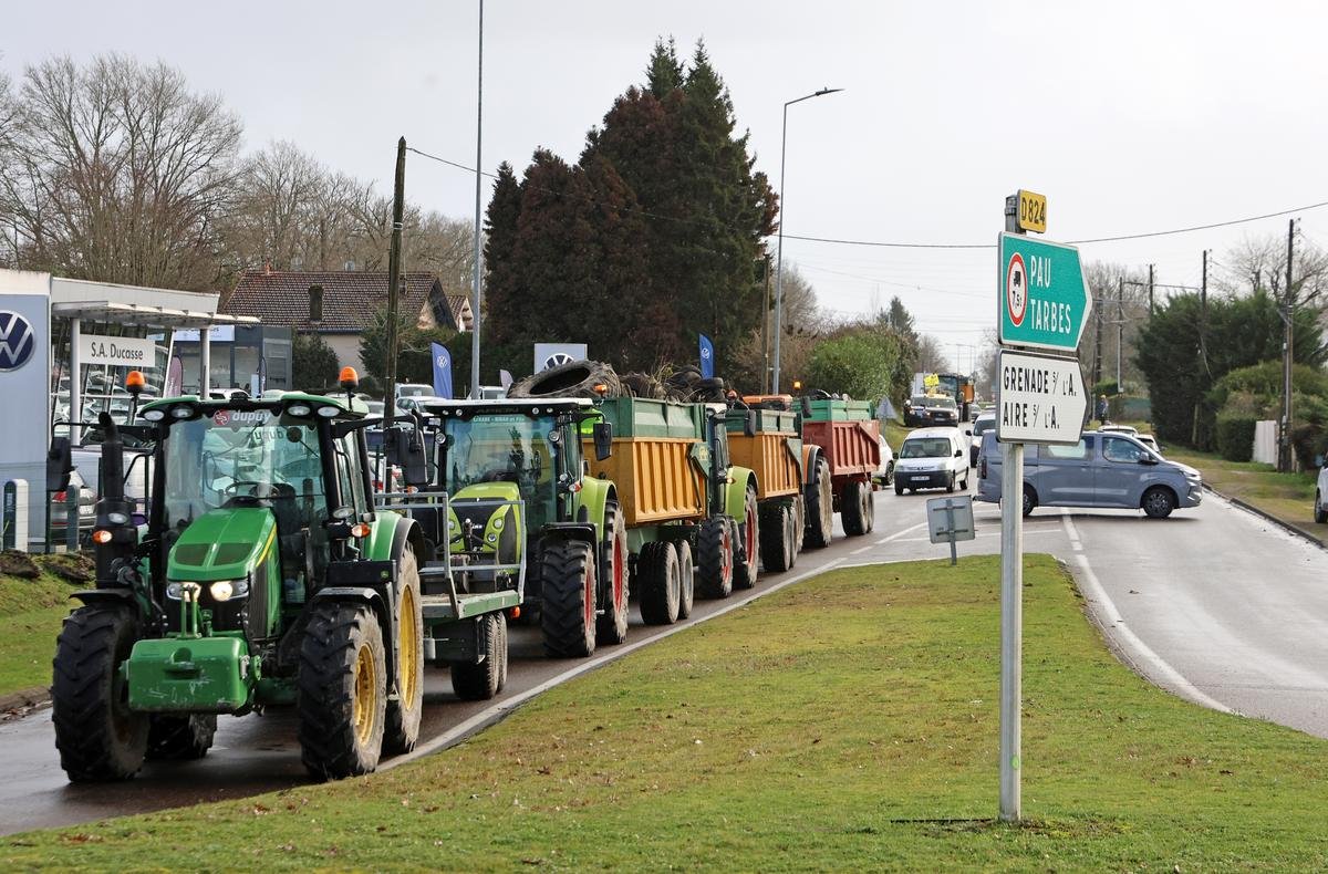 Colère des agriculteurs : toujours des blocages importants à Mont-de-Marsan, circulation très impactée