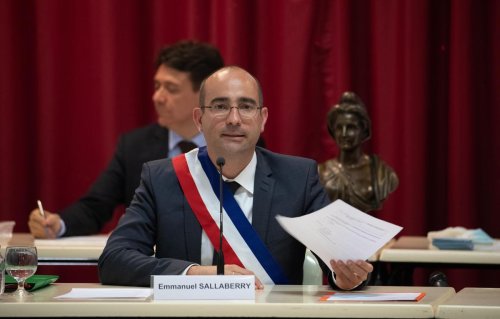 « Un prélèvement injuste » : la colère de l’Association des maires de France contre le Dilico, la nouvelle « taxe » de l’État