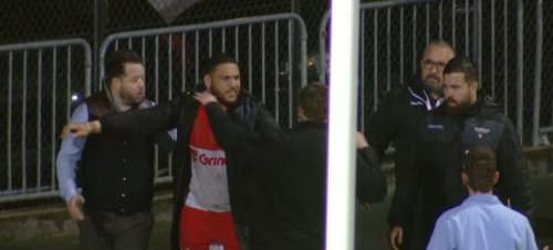Biarritz Olympique : fin de match sous tension entre Jean-Baptiste Aldigé et certains supporters