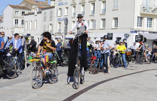EN IMAGES. Fin des travaux du Vieux Port à La Rochelle : place aux vélos !
