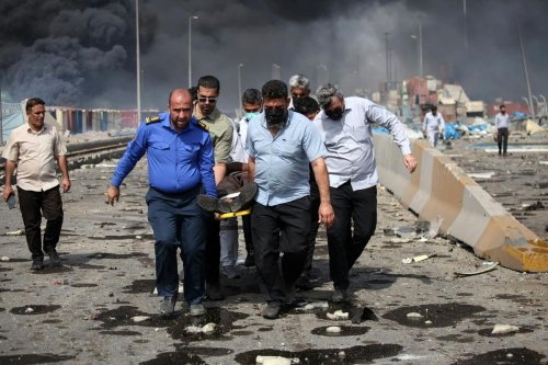 Explosion dans le principal port d’Iran : le bilan passe à 18 morts et 800 blessés