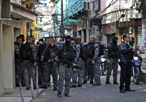 Vidéos. Brésil : nouvelle opération de police meurtrière dans une favela près de Rio