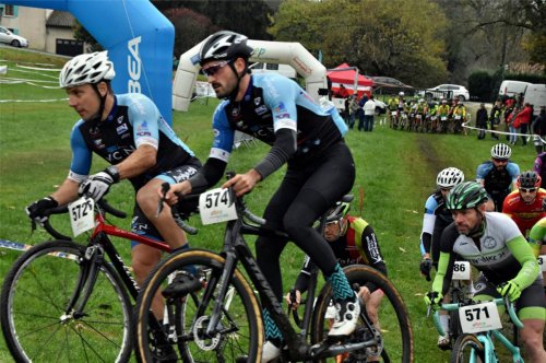 Cours-de-Pile : Daniel Pasquet remporte le cyclo-cross