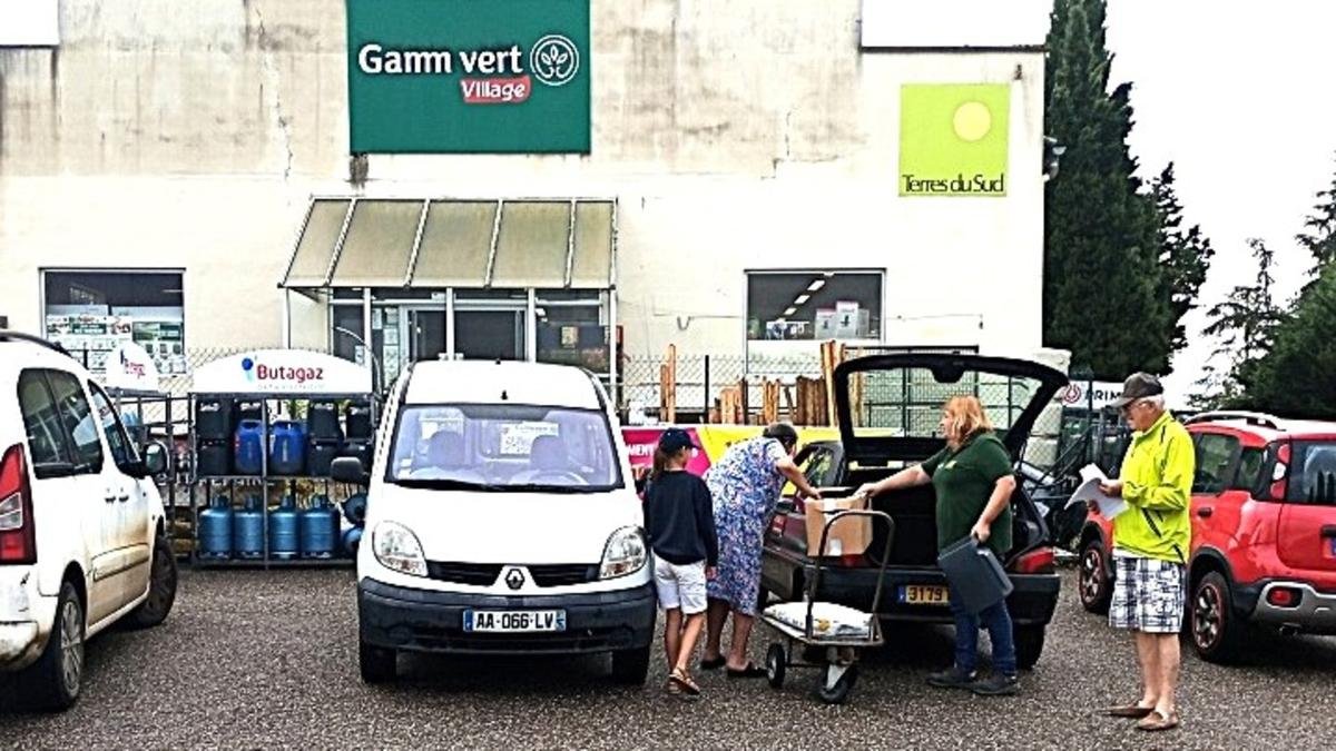« Encore une fois, on ferme les petites structures rurales » : les clients se mobilisent contre la fermeture du magasin Gamm Vert d’un village du Lot-et-Garonne