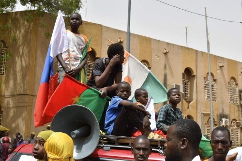 Burkina : trois diplomates français expulsés pour « activités subversives »