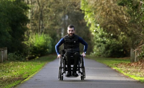 « Je voulais transpirer, moi aussi » : un Montois va participer à un trail en Guadeloupe en fauteuil roulant