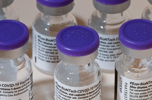 Covid-19 : les vaccins classiques ne sont pas « obsolètes », assurent les autorités