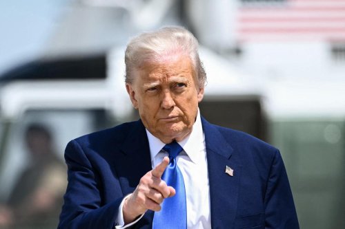 Donald Trump annonce un plan pour réduire drastiquement le prix des médicaments aux États-Unis