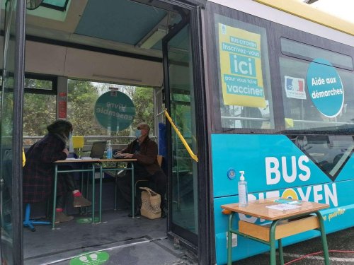 La vaccination accélère avec le bus citoyen