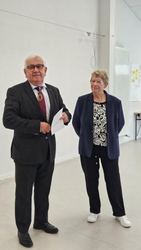 Esnandes : 23 ans plus tard, Danièle Roullat-Fichet reçoit les palmes académiques