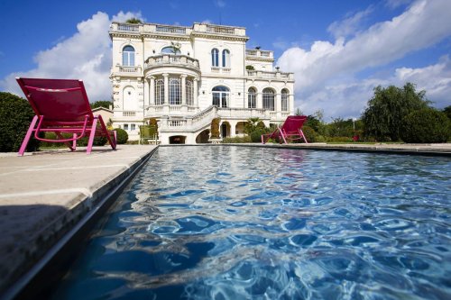 Immobilier de luxe : pourquoi le Château Mader, à Gujan-Mestras, est mis en vente