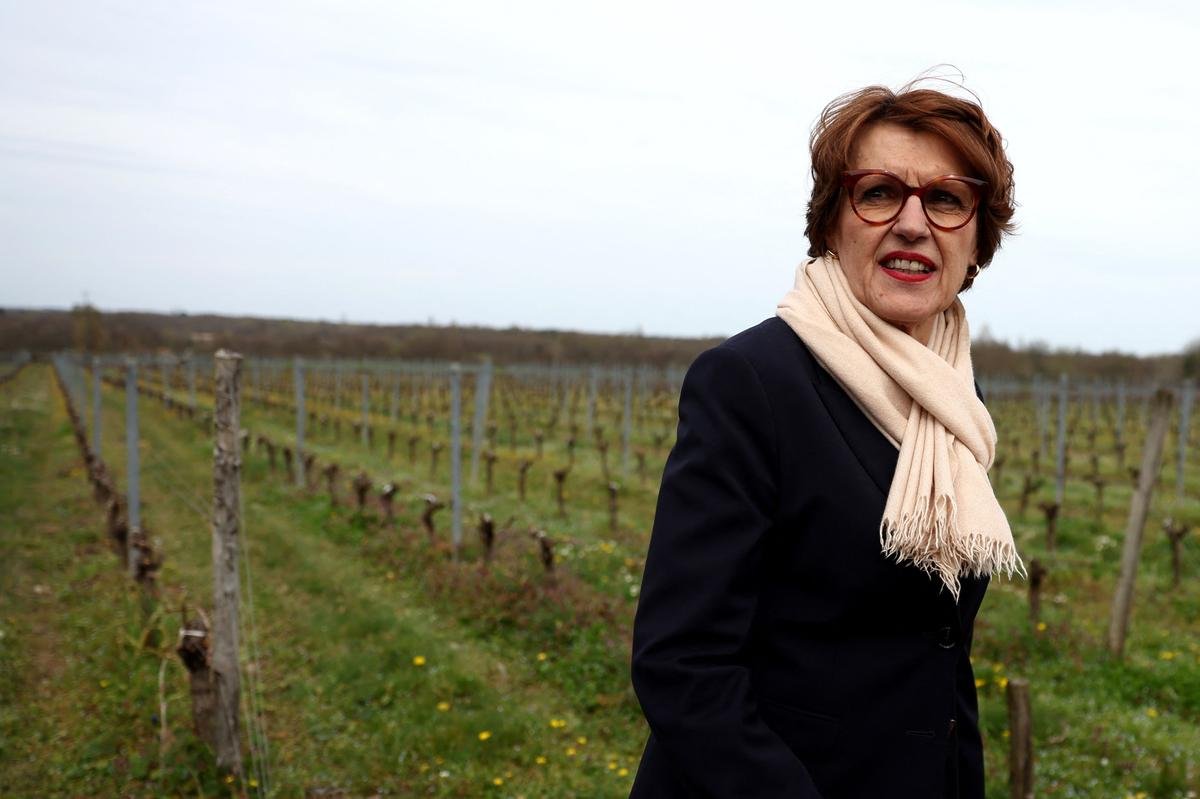Pas de couscous, un profil « caucasien »… Le ministère de l’Agriculture fait modifier une pub de l’Agence Bio