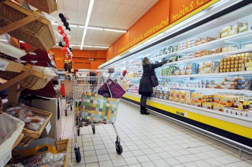 Inflation : “à l’os”, charcutiers et laitiers ne veulent pas avancer leurs négociations avec les supermarchés