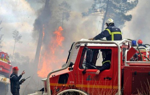Incendies en France : près de 50 « pyromanes » présumés ont été interpellés cet été