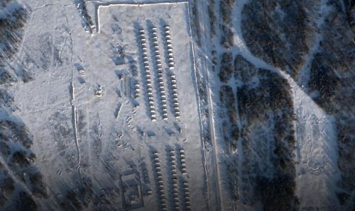 CARTE. L’Otan s’inquiète : la Russie renforce ses bases militaires et masse des troupes à la frontière avec la Finlande