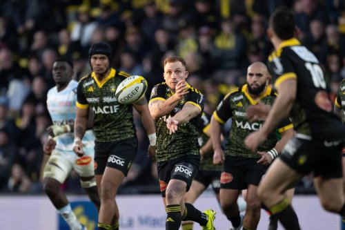 Le Stade Rochelais avec une charnière Mathis Brunet - Ihaia West face à Castres