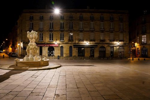 Bordeaux : un homme dans un état très grave après une chute