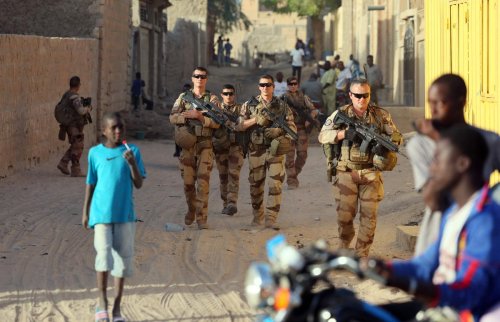 « Les soldats français sont les plus sollicités au monde », estime le Béarnais Michel Goya