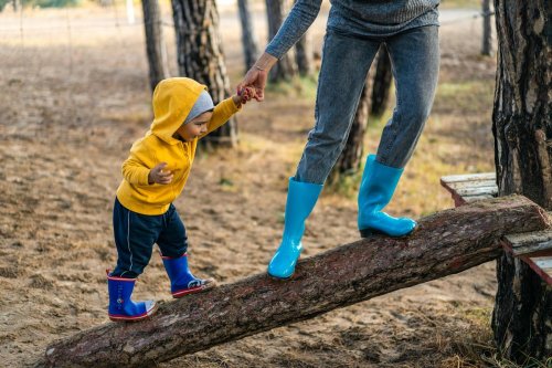 « Une heure dehors toute l’année » : profiter de la nature en famille, les idées d’une enseignante