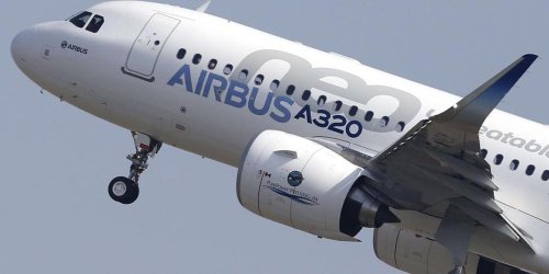Airbus rate son objectif 2022 de livraisons d’avions mais maintient ses prévisions financières