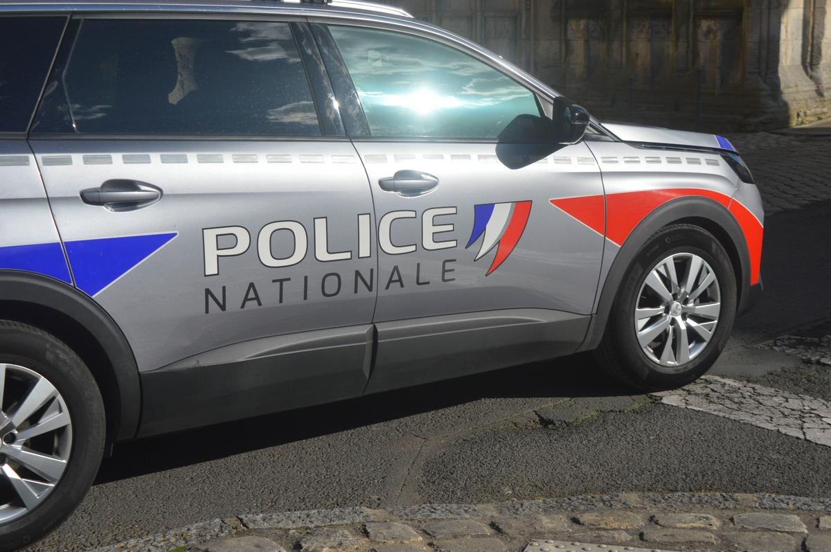 Nantes : un nouveau-né découvert dans des toilettes publiques, une enquête ouverte
