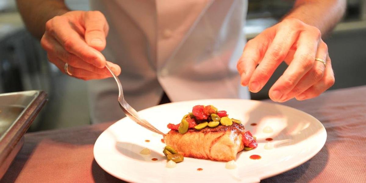Loi Duplomb : les chefs cuisiniers se mobilisent pour « nourrir, pas empoisonner »