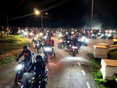Bordeaux : Pour récupérer leur piste occupée par des gens du voyage, les motards pétaradent en ville