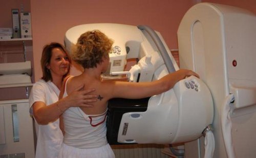 Octobre rose : la mammographie ou comment convaincre mieux les plus réticentes