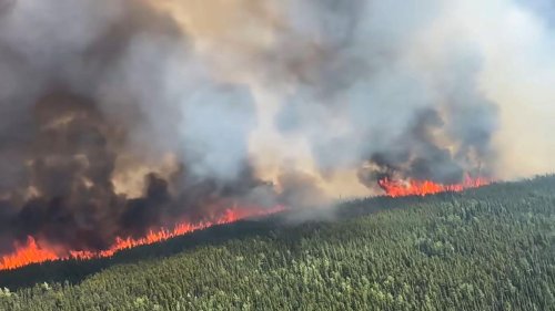 Les incendies s’intensifient à nouveau dans l’ouest du Canada