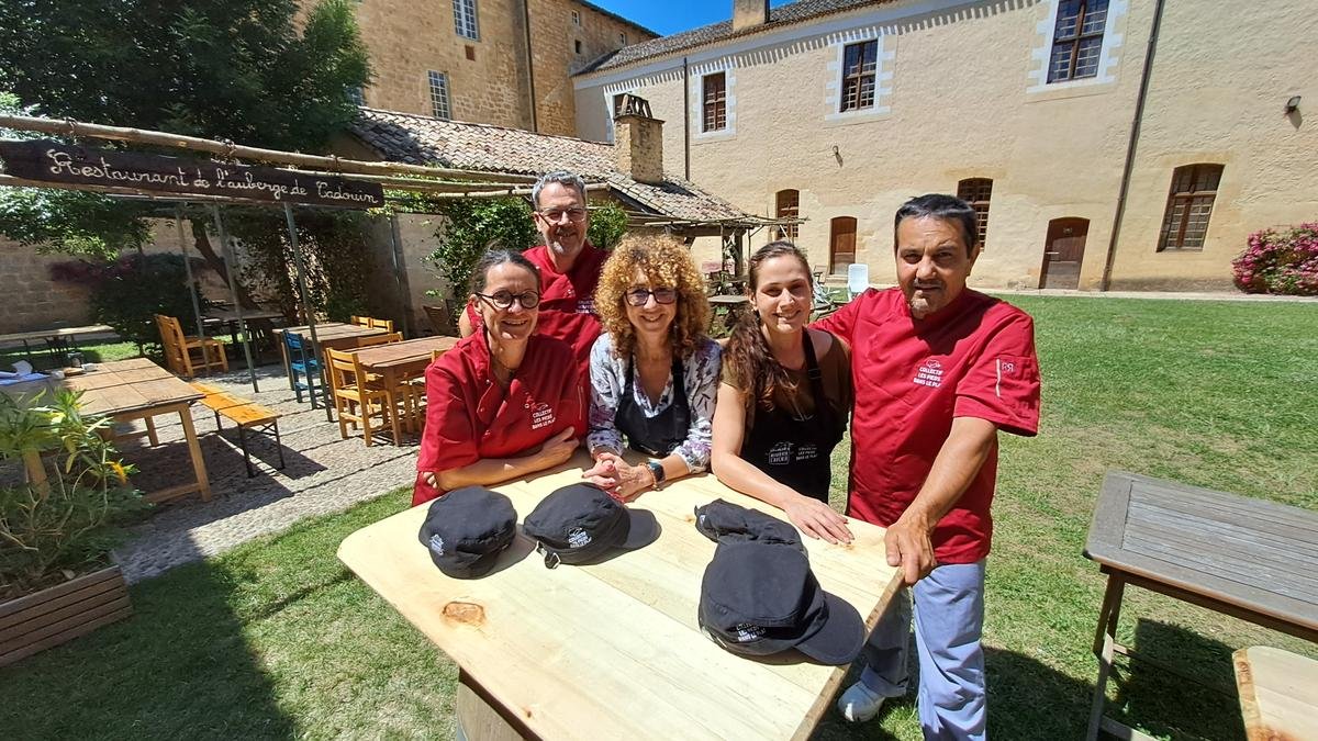 Un restaurant bio et local ouvre au cœur d’une abbaye de Dordogne classée au patrimoine mondial de l’Unesco