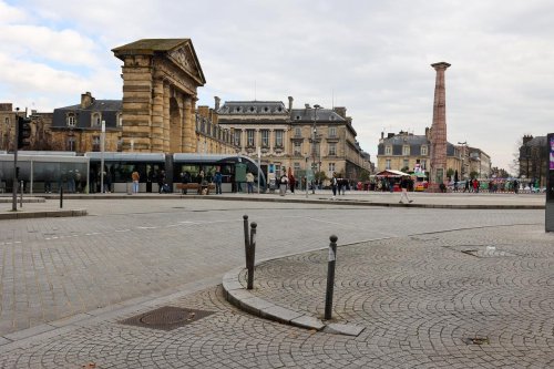Un coup de feu tiré en plein jour dans le centre-ville de Bordeaux, un passant blessé