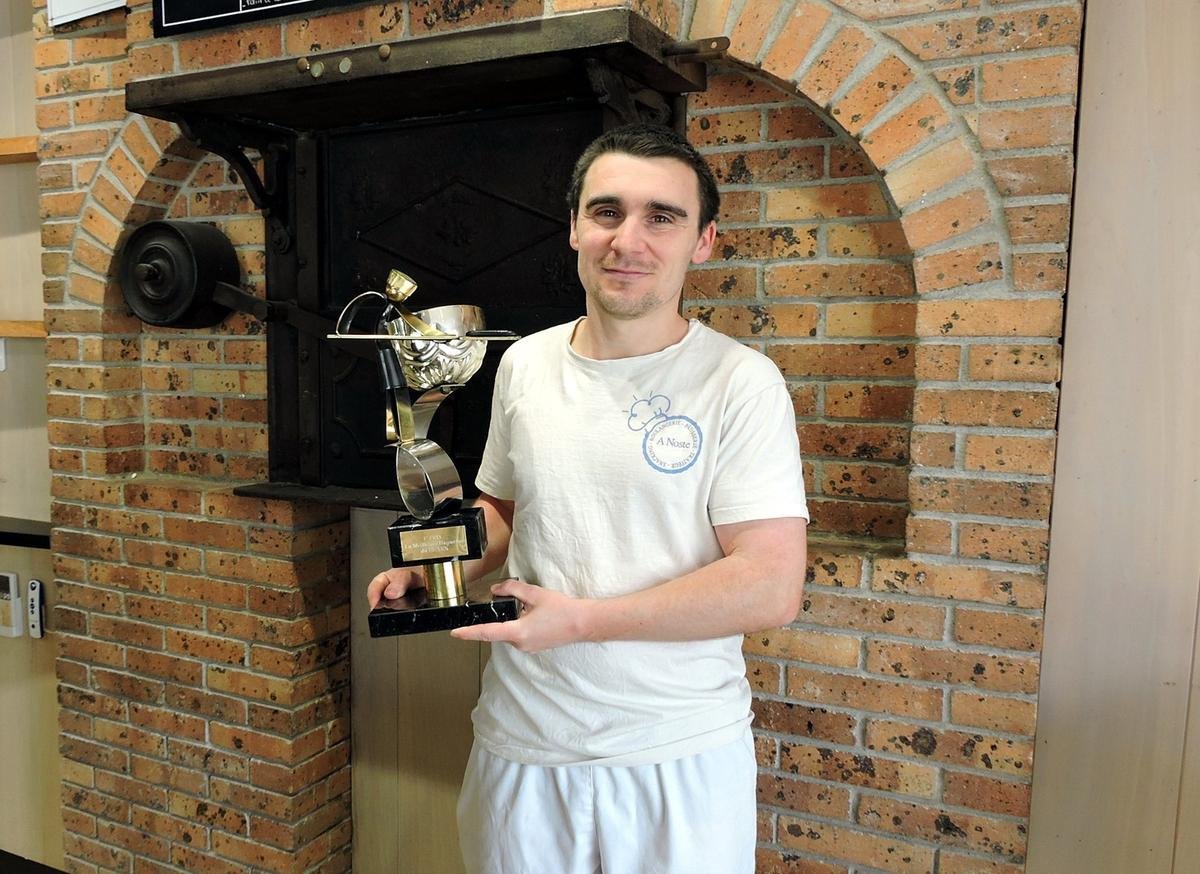 Arthez-de-Béarn : Pierre Darnaudéry sacré meilleur boulanger du Béarn pour sa baguette tradition