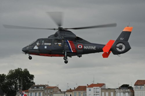 Île de Ré : un marin vendéen secouru par l’hélicoptère Dauphin