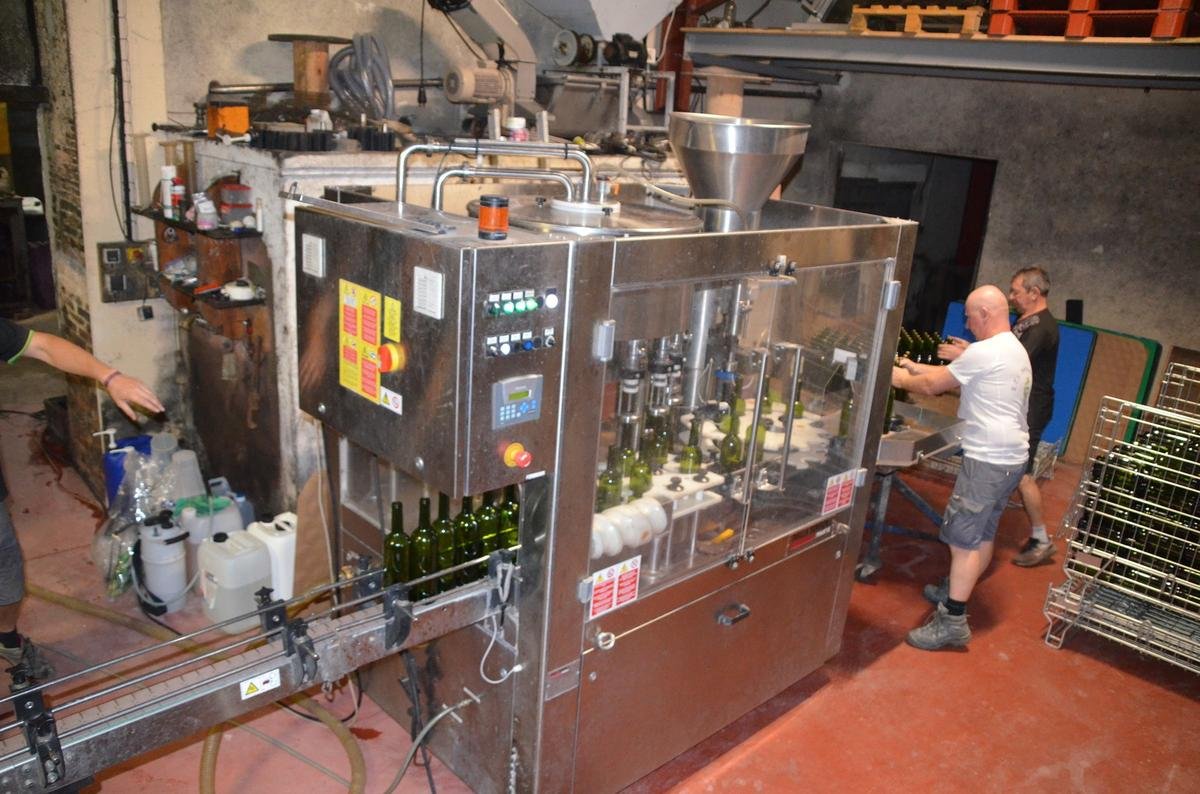 Charente-Maritime : le vin rosé du Gaec Boule et fils décroche la médaille d’or