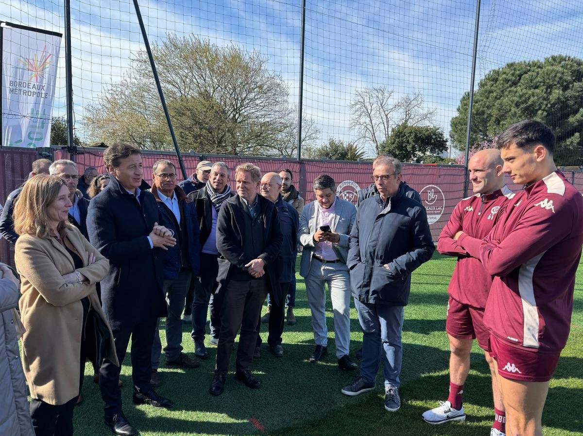 Rugby : l’UBB a inauguré un nouveau terrain d’entraînement pour son centre de formation